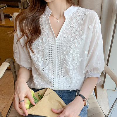 Cambria™ | Broderet bluse